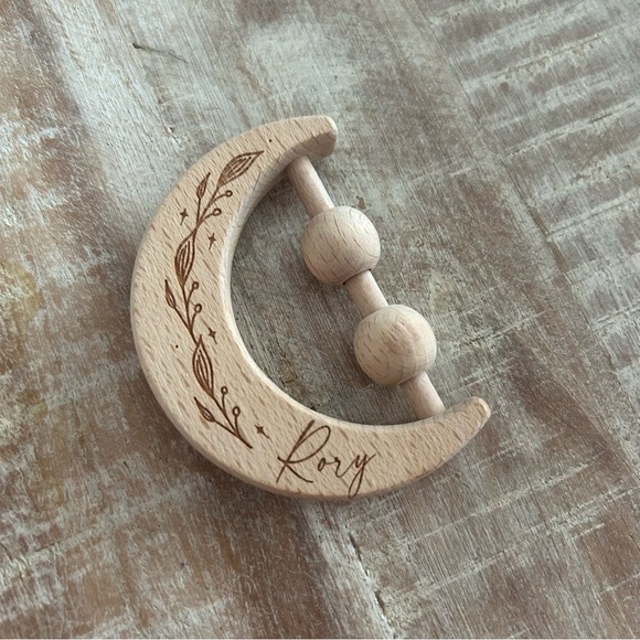 Wooden Moon Teether Rattle Rory - Picture 3 of 3